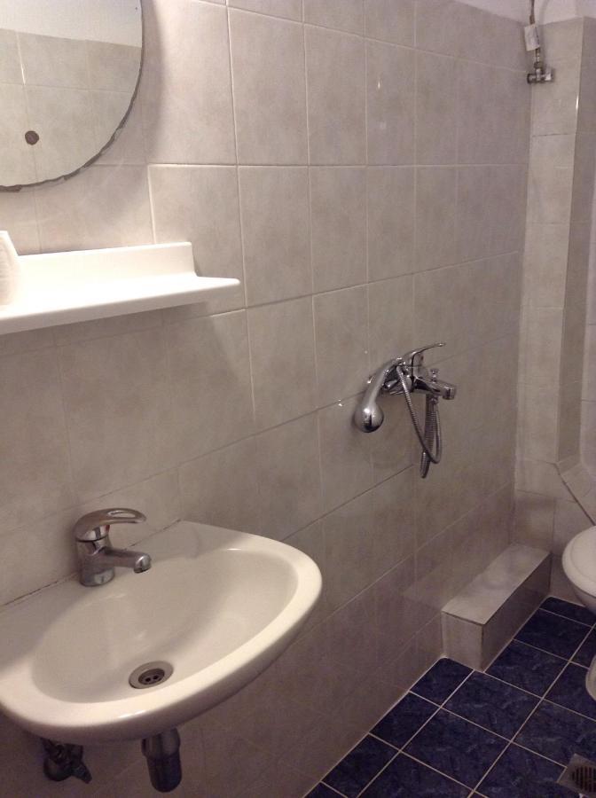 Pansion Kaloyiannis Hotell Patitírion Exteriör bild